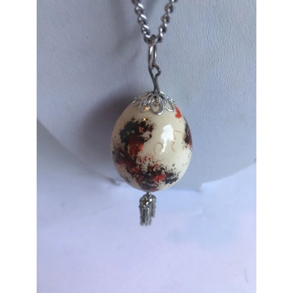 Egg pendant‎ silver tone chain tassel unique 28